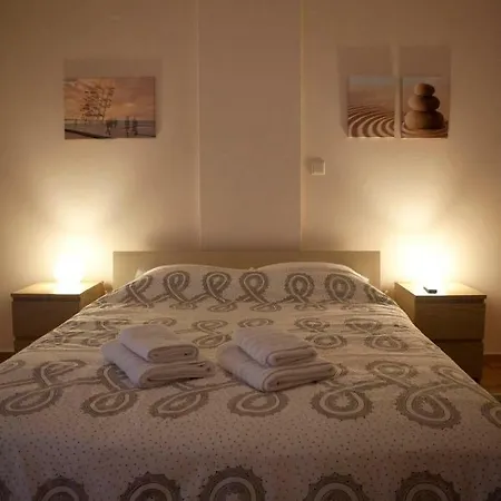 New Stylish And Cozy House Near Metro Station Daire *